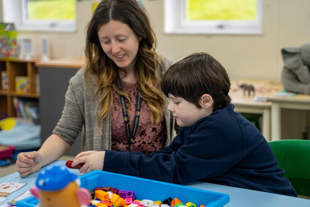 Supporting specialist provision through the SIAG service